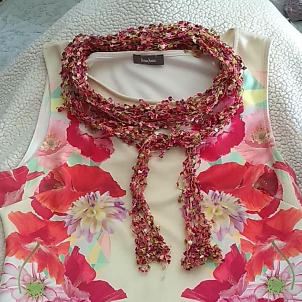 Flower Dress - Picture 2 of 4